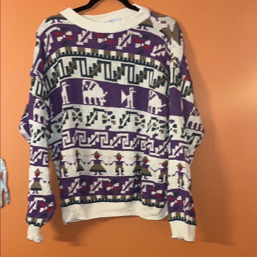 Vintage Women’s Chico’s Purple and White Patterned Sweater unique one size